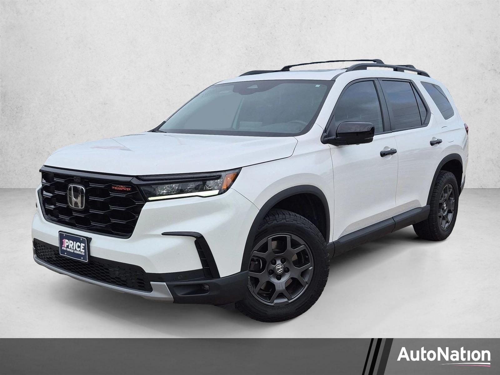 Used 2025 Honda Pilot TrailSport Sport Utility