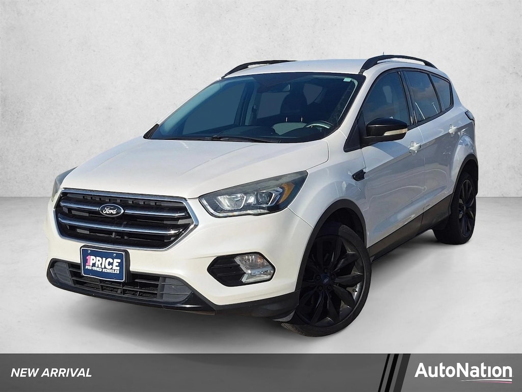 Used 2017 Ford Escape Titanium Sport Utility