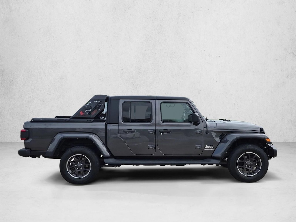 Used 2022 Jeep Gladiator Overland Crew Cab Pickup