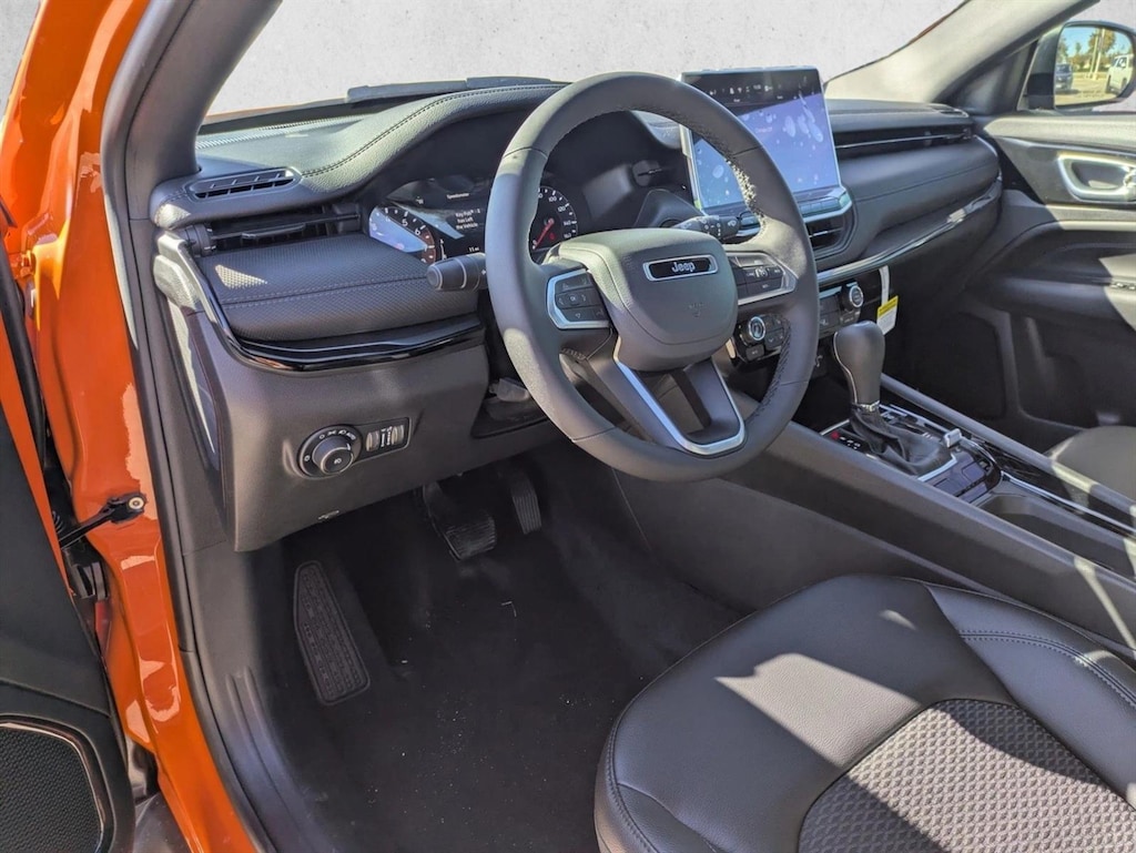 New 2026 Jeep Compass Latitude Altitude SUV