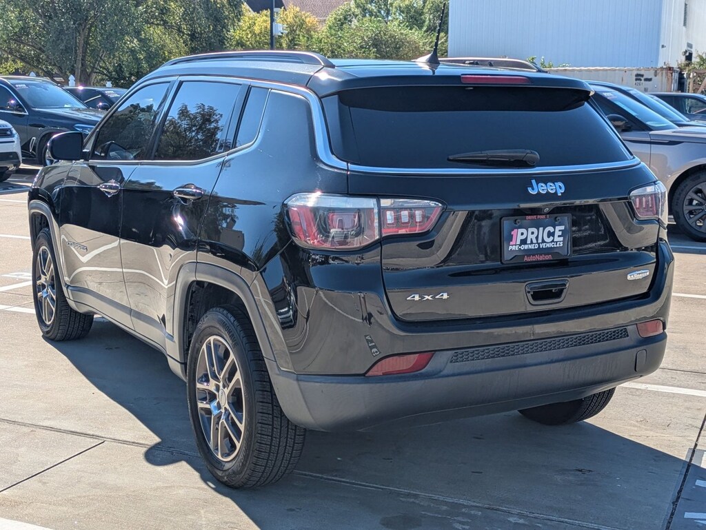 Used 2018 Jeep Compass Latitude Sport Utility