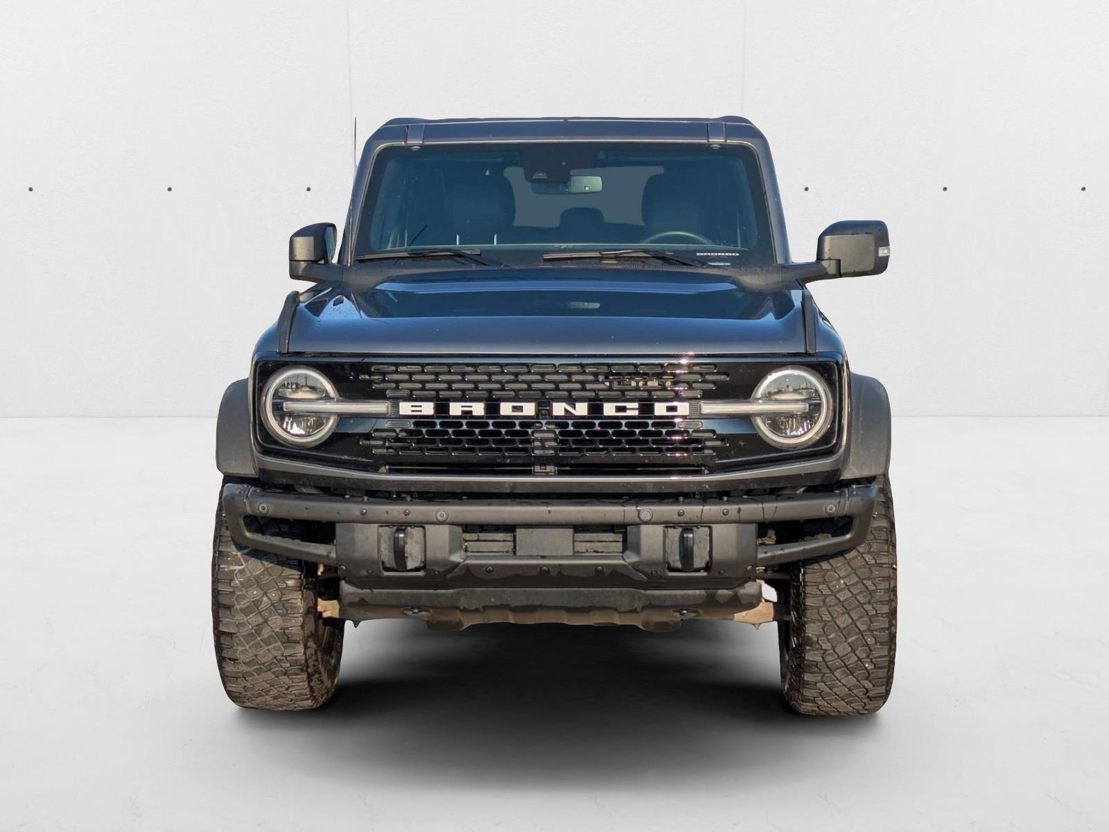 2022 Ford Bronco Wildtrak photo 2
