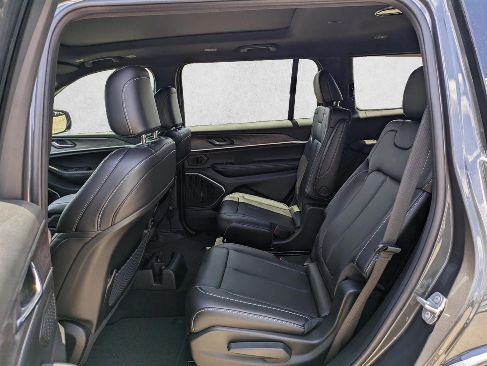 2025 Jeep Grand Cherokee L Limited - Photo 15