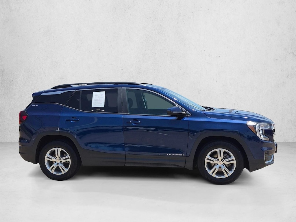 Used 2022 GMC Terrain SLE Sport Utility