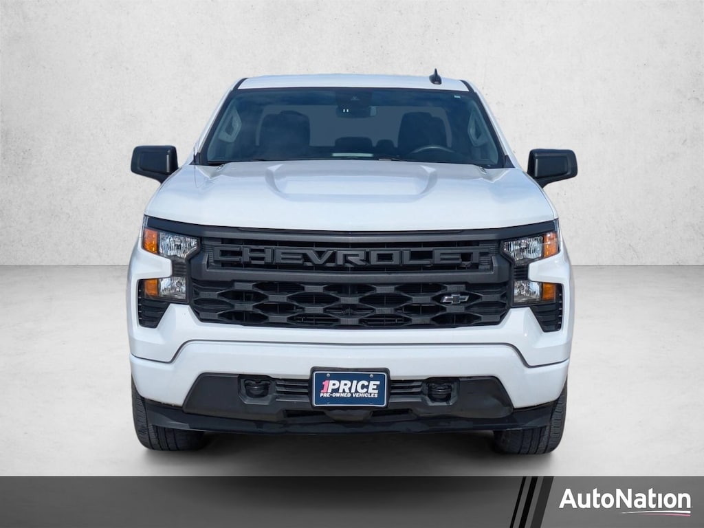 Used 2025 Chevrolet Silverado 1500 Custom Crew Cab Pickup