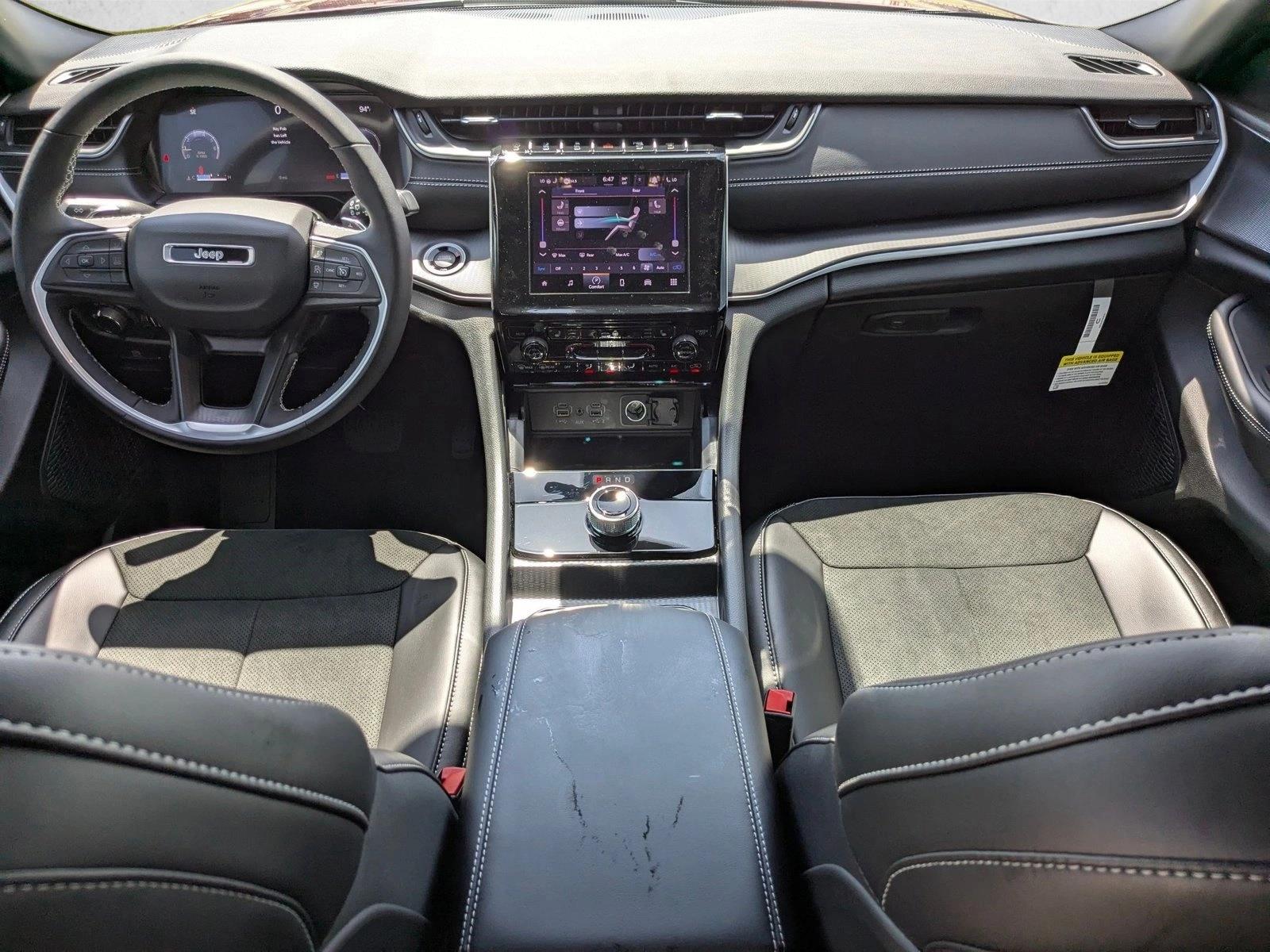 2025 Jeep Grand Cherokee L Altitude - Photo 11