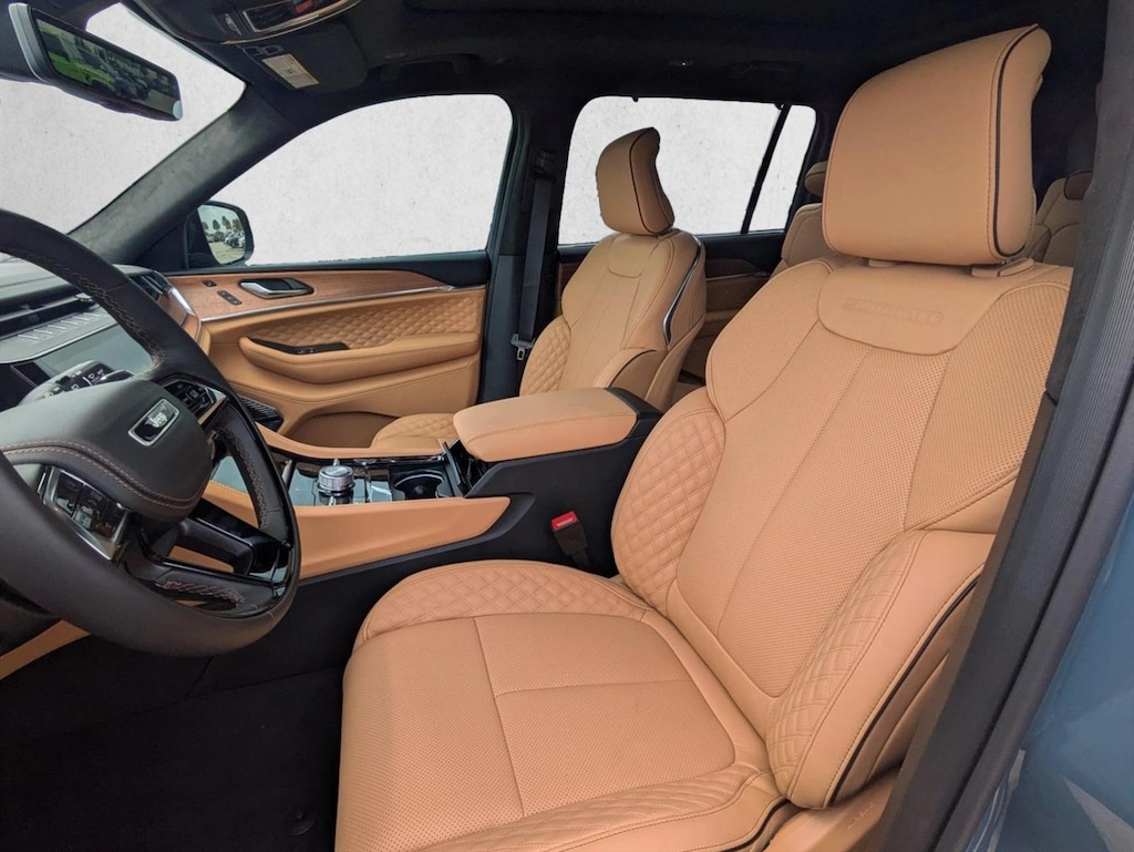 New 2026 Jeep Grand Cherokee L Summit SUV