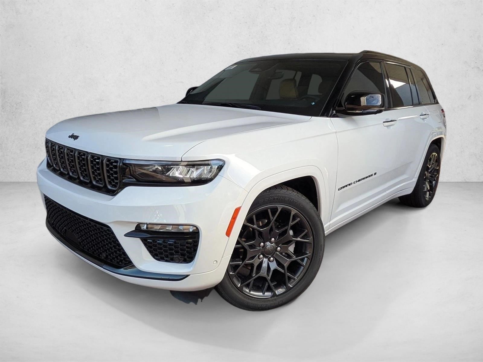 2025 Jeep Grand Cherokee Summit's photo