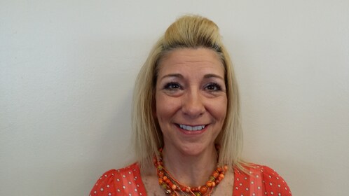 Staff member Dawn Harvey from ID_a9df18fdd21f