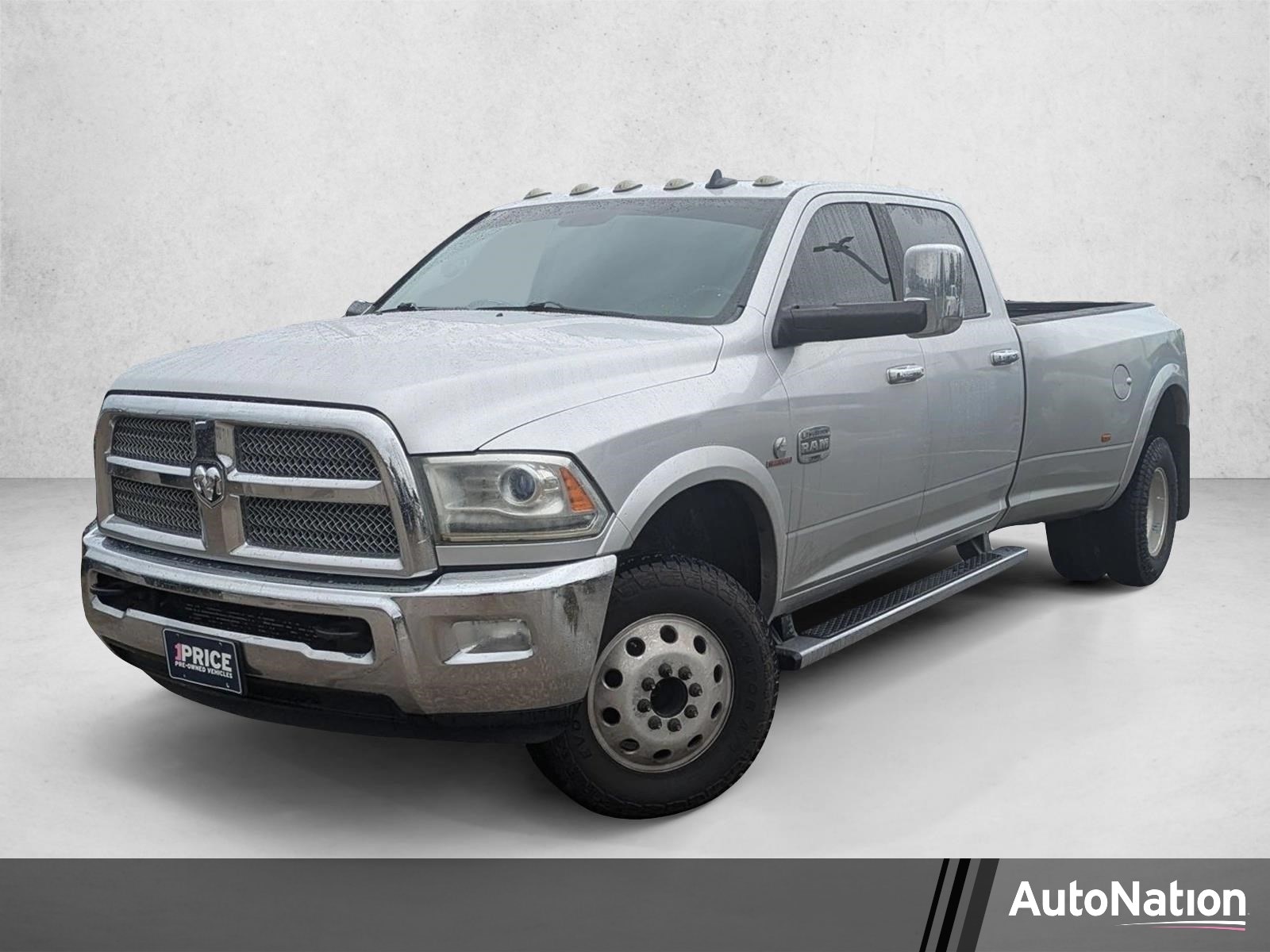 2015 RAM 3500 Laramie Longhorn 4X4 Crew Cab LWB's photo