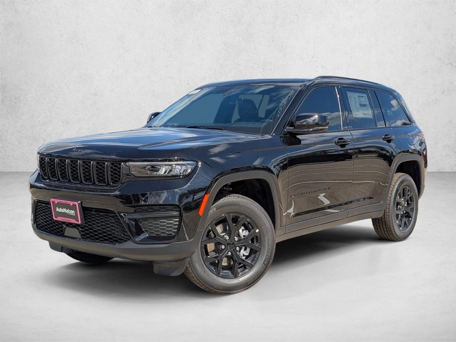 2025 Jeep Grand Cherokee Altitude's photo