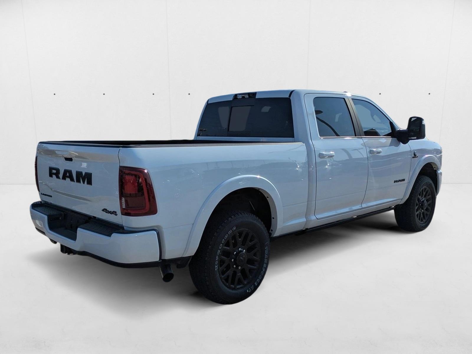 2025 Ram 2500 Limited photo 3
