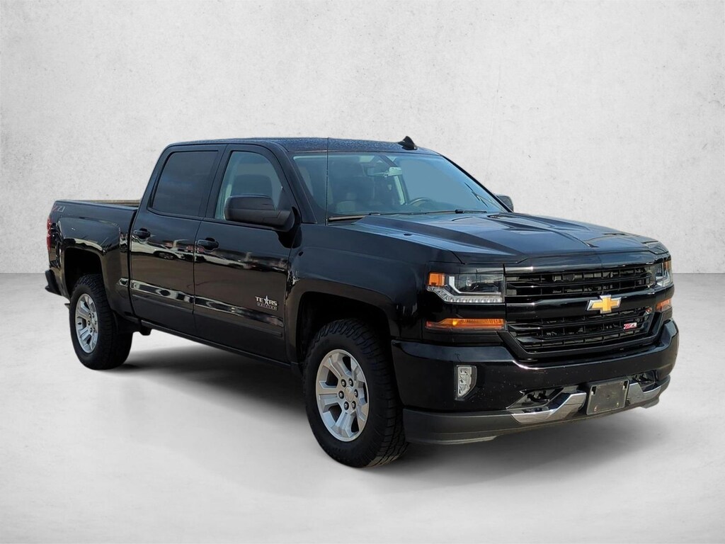 Used 2018 Chevrolet Silverado 1500 LT Crew Cab Pickup
