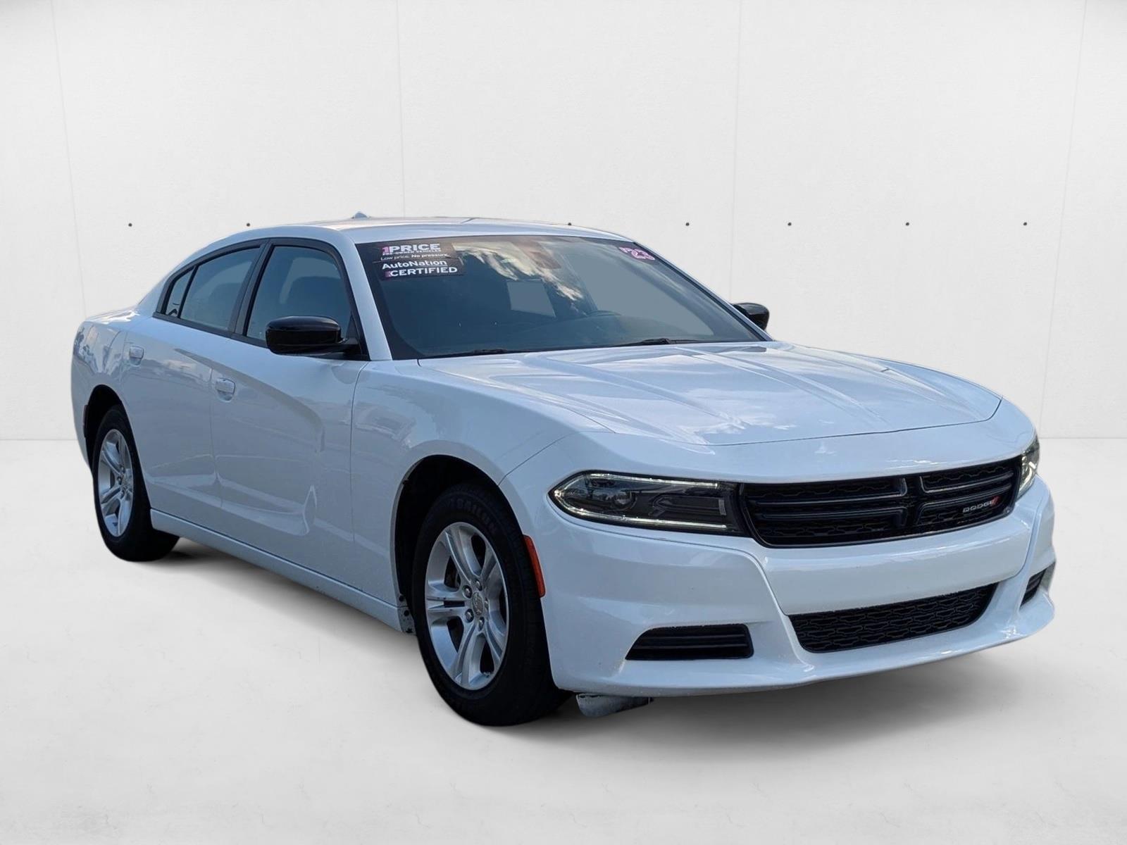 2023 Dodge Charger SXT photo 2