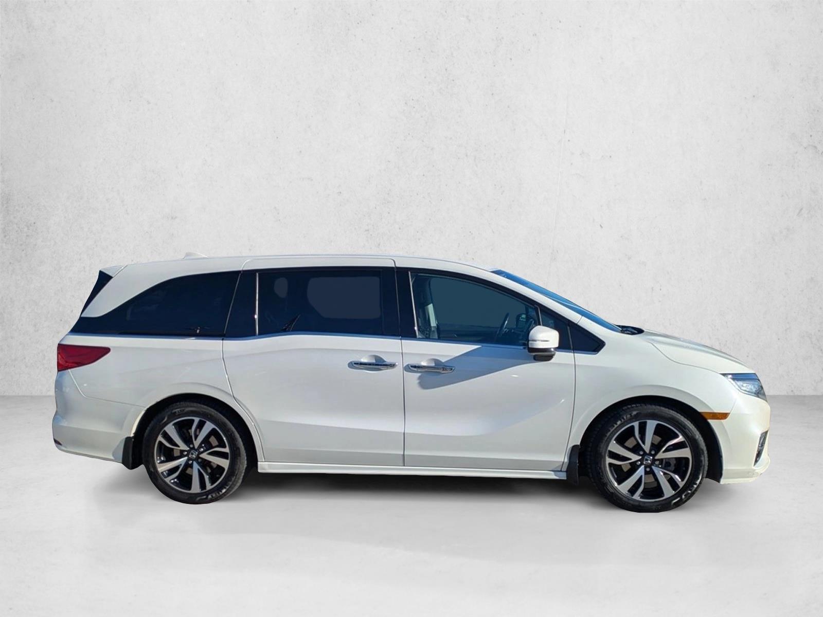 2019 Honda Odyssey Elite photo 4