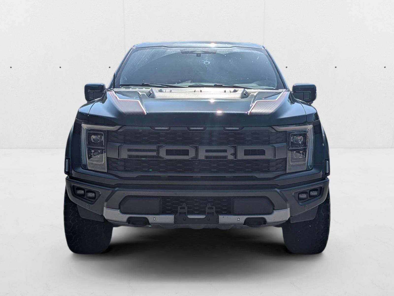 2022 Ford F-150 Raptor photo 2