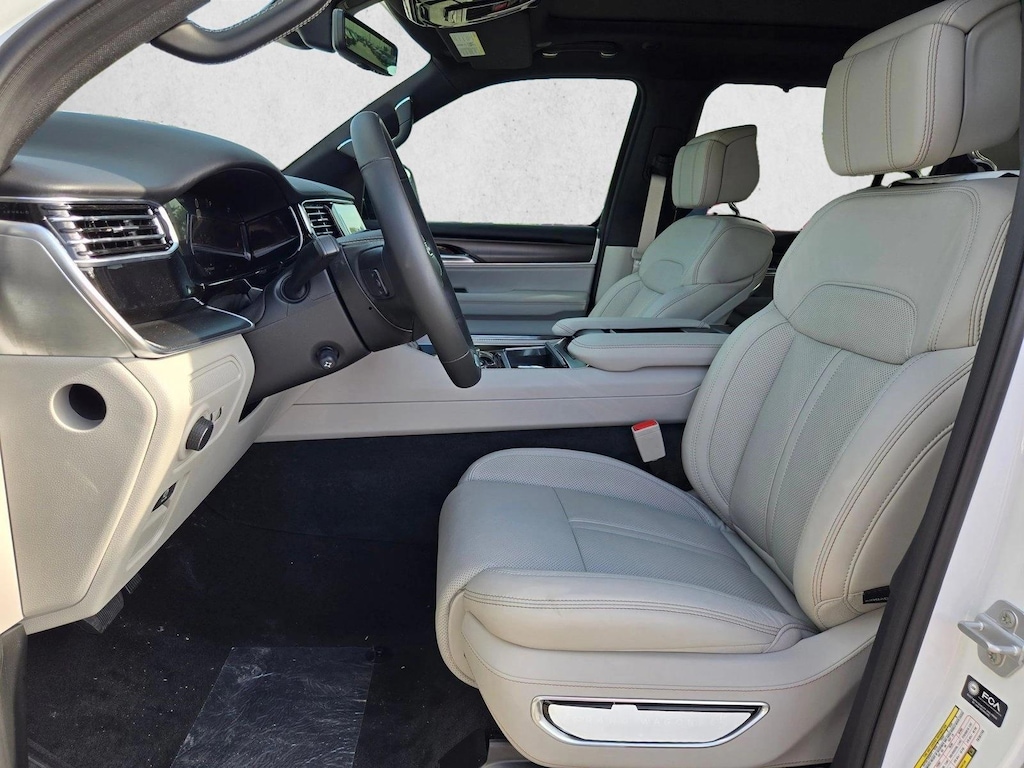 New 2026 Jeep Grand Wagoneer Summit Obsidian SUV