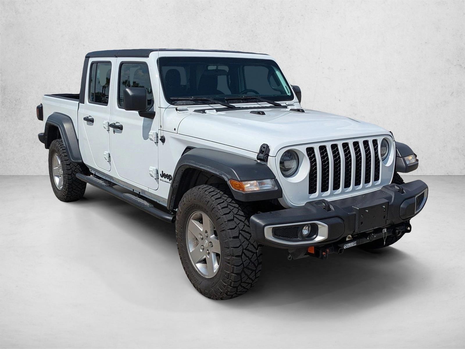 2023 Jeep Gladiator Sport photo 3