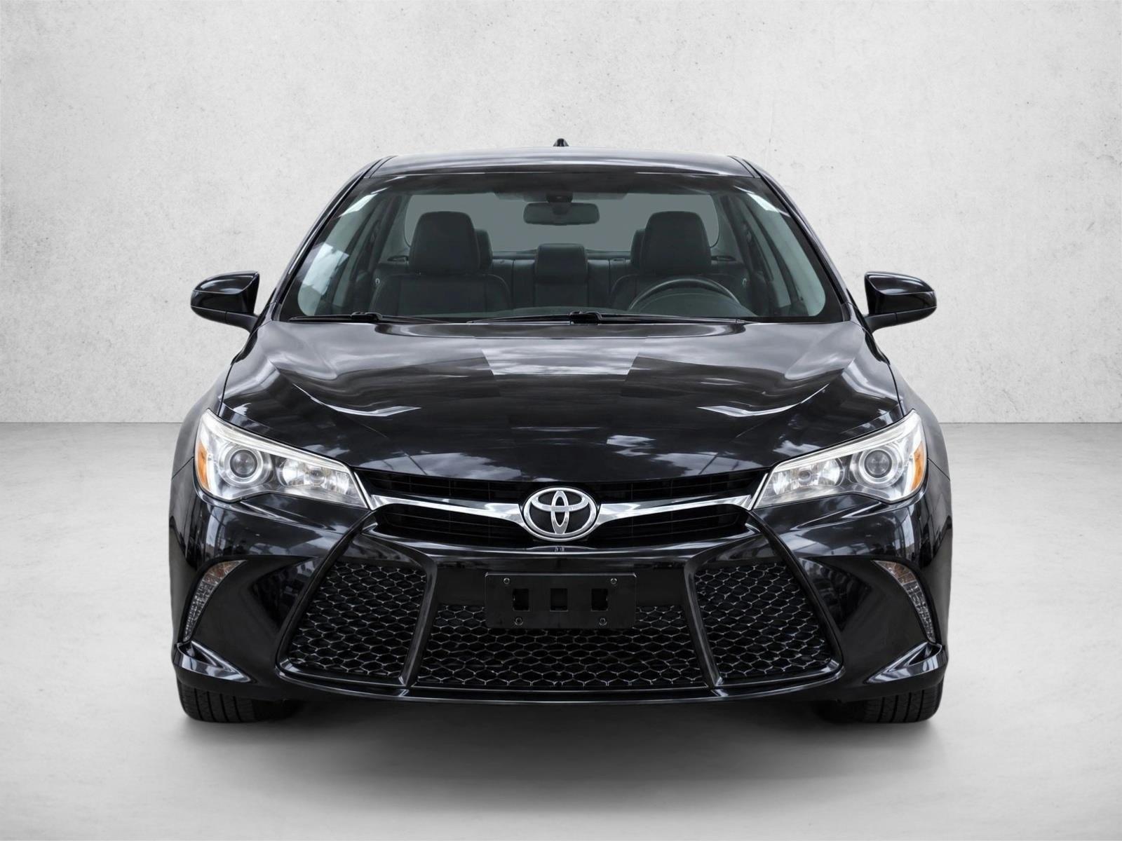 Used 2016 Toyota Camry SE 4dr Car