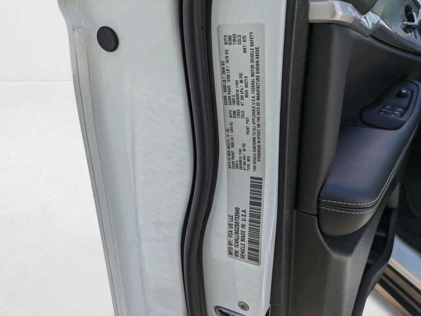 2025 Jeep Grand Cherokee L Limited - Photo 17