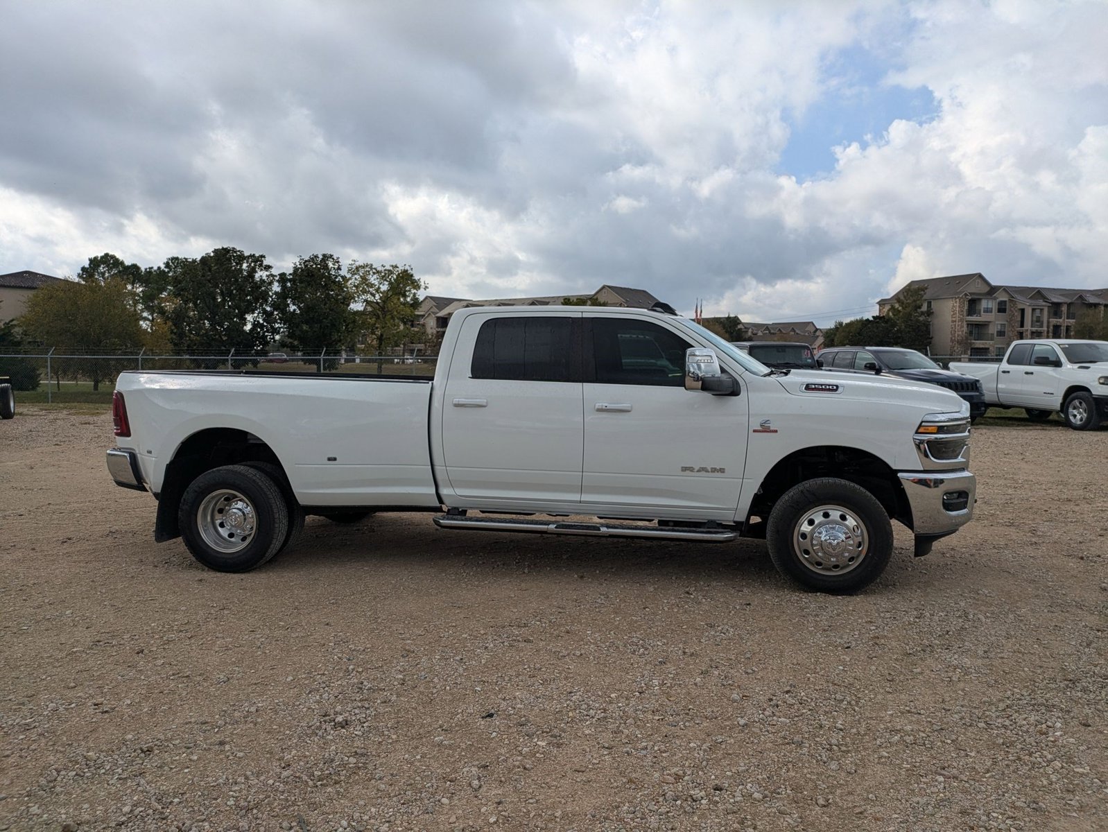 2026 Ram 3500 Laramie photo 4