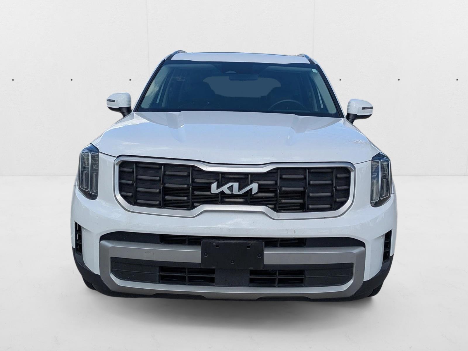 2024 Kia Telluride S photo 2