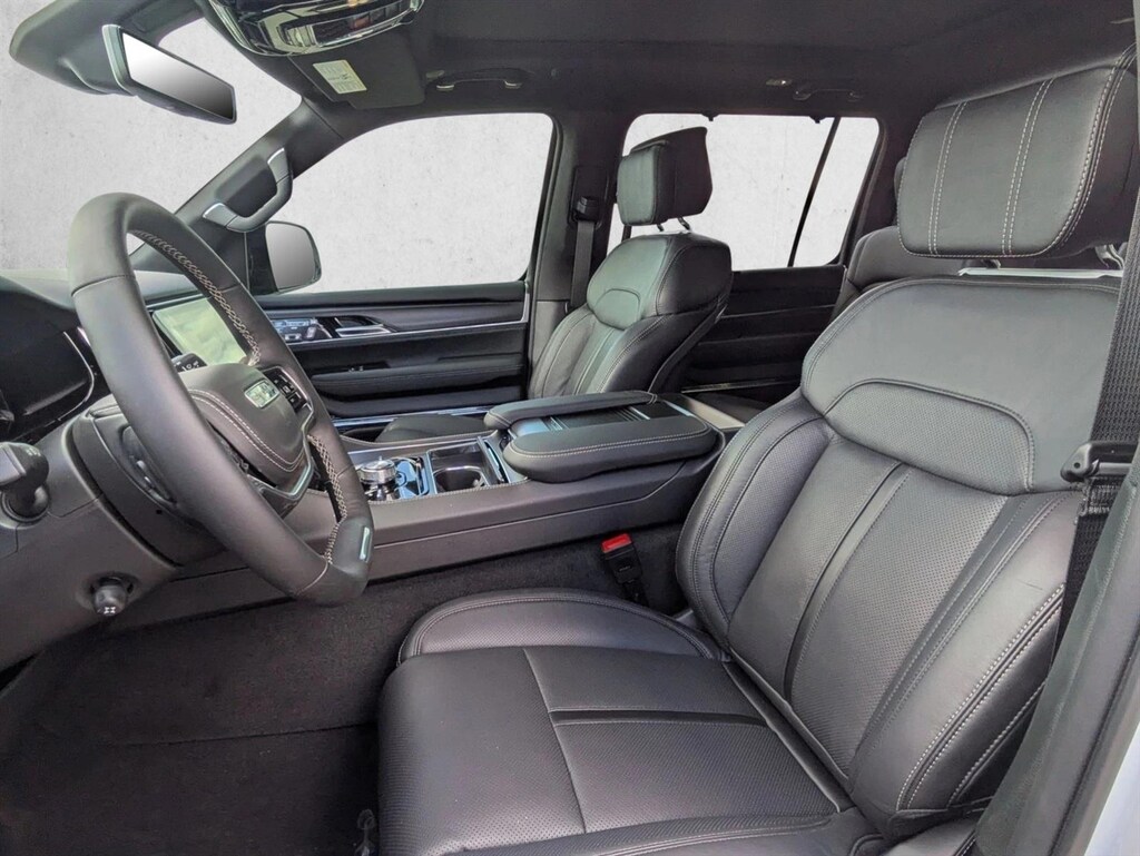 New 2026 Jeep Grand Wagoneer Summit Obsidian SUV