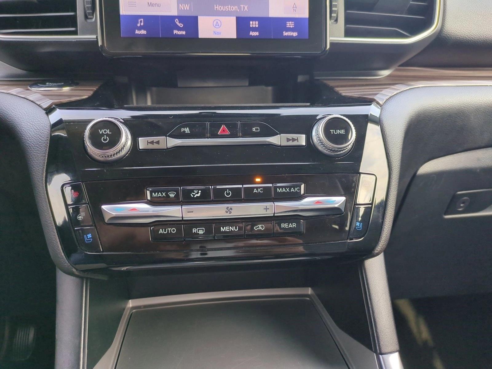 2023 Ford Explorer Limited - Photo 14