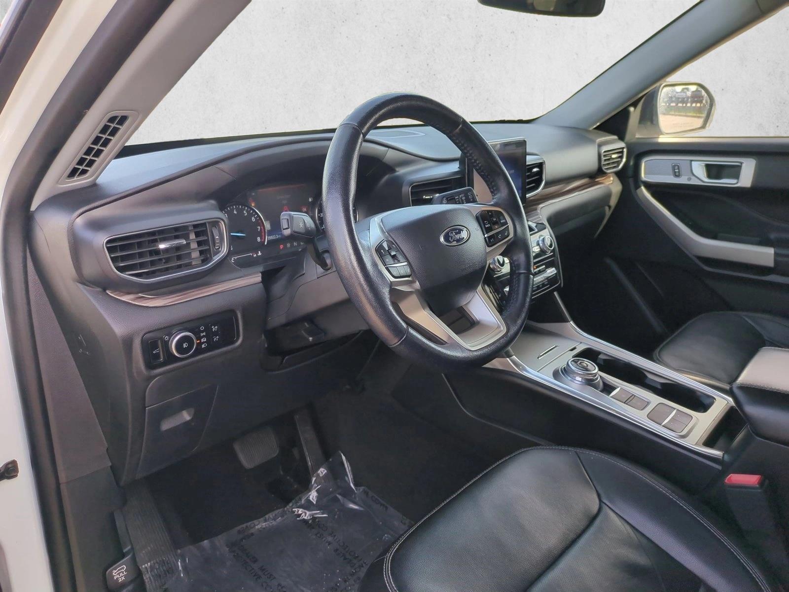 2023 Ford Explorer Limited - Photo 9