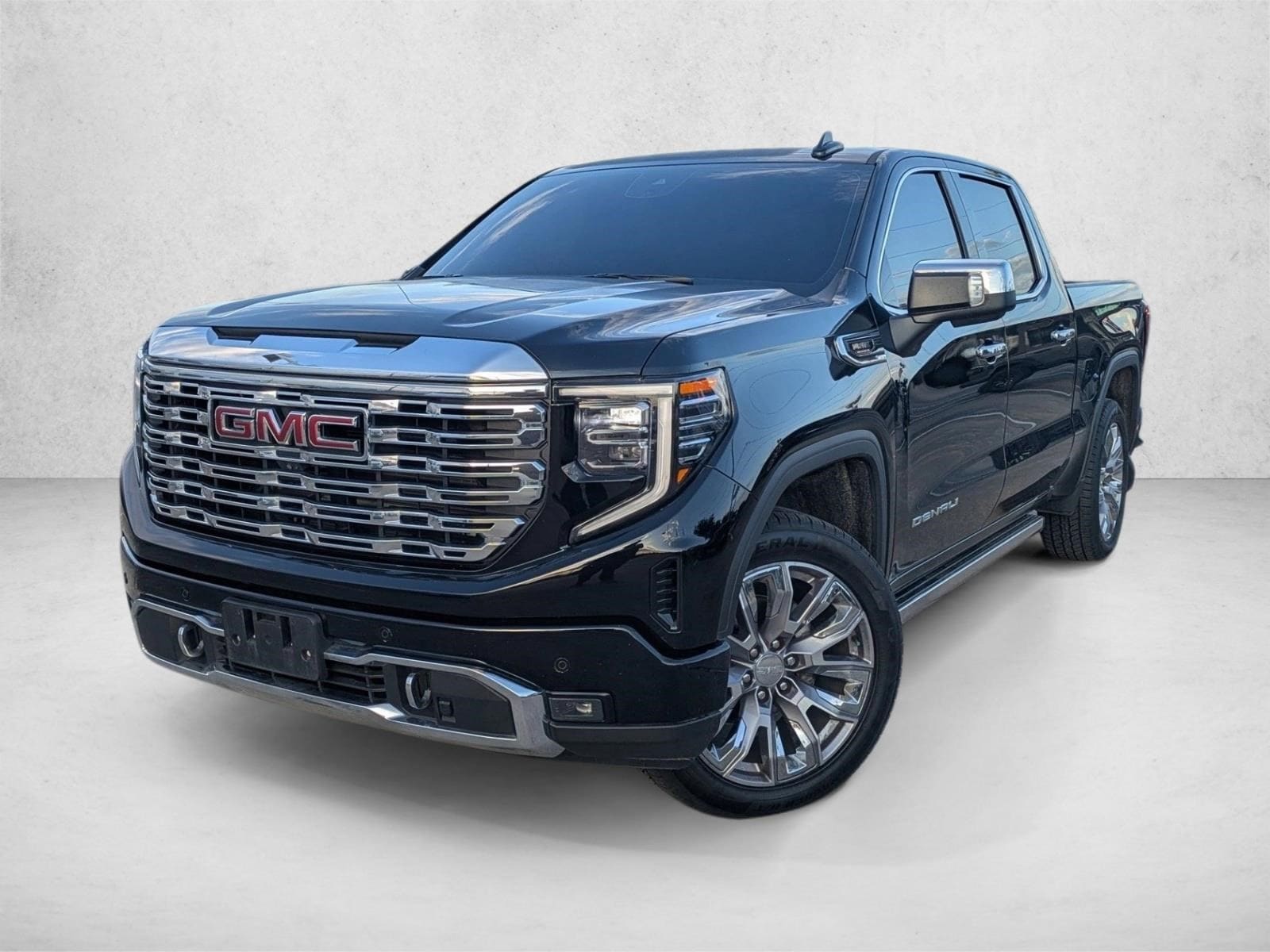 2023 GMC Sierra 1500 Denali's photo