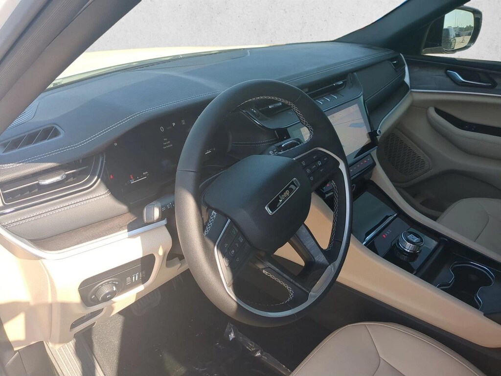 New 2027 Jeep Grand Cherokee Limited SUV