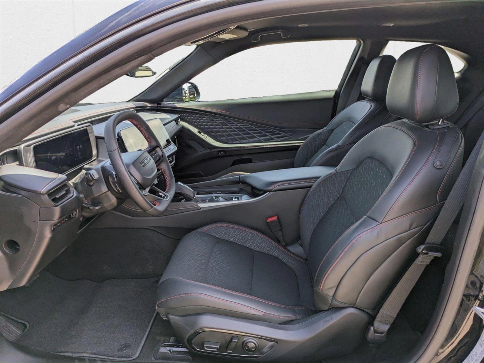 2025 Dodge Charger Daytona R/T - Photo 11