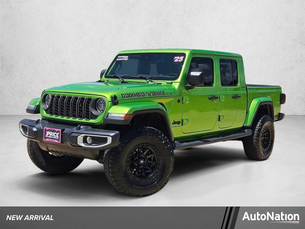 Used 2025 Jeep Gladiator High Tide Crew Cab Pickup
