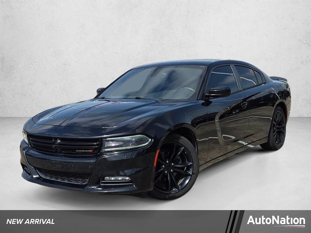 Used 2016 Dodge Charger SXT 4dr Car