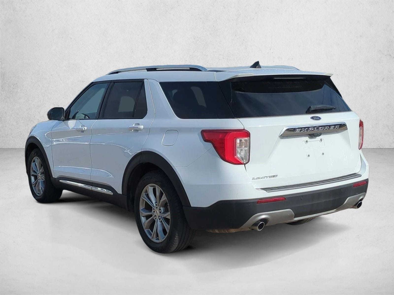 2023 Ford Explorer Limited - Photo 7