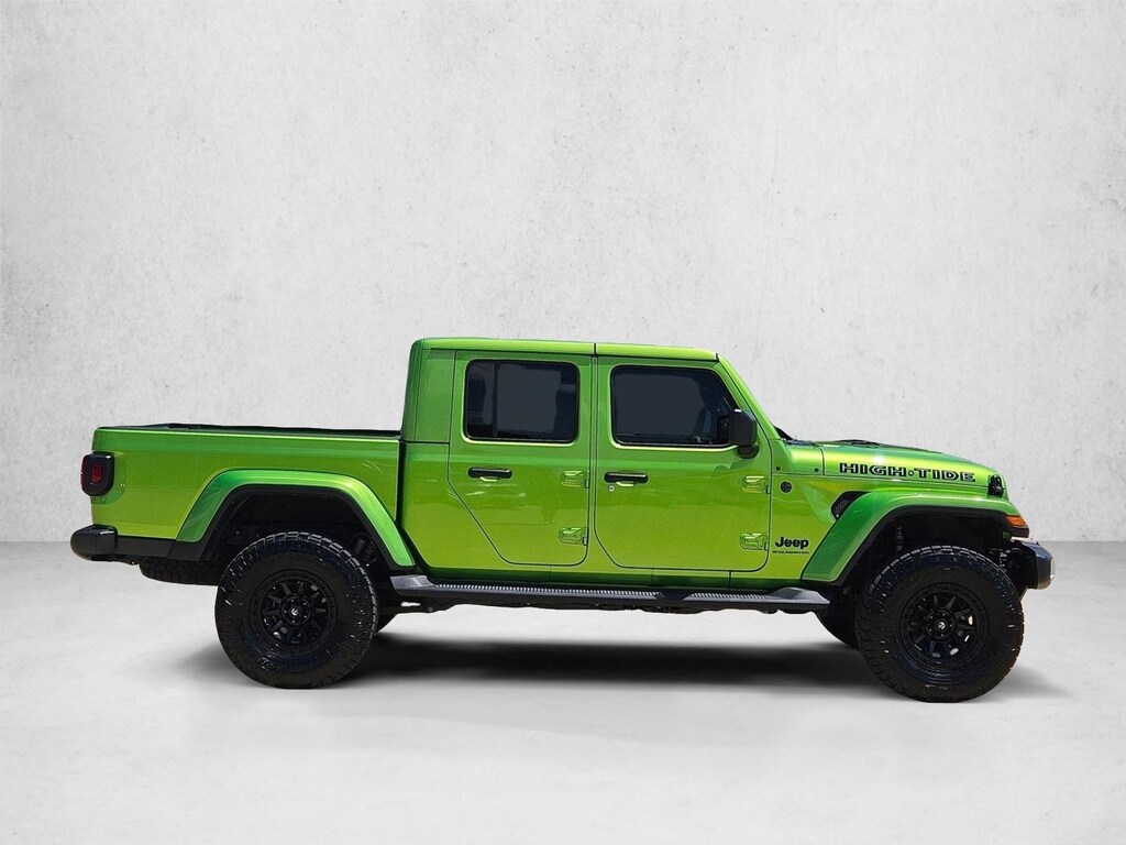 Used 2025 Jeep Gladiator High Tide Crew Cab Pickup