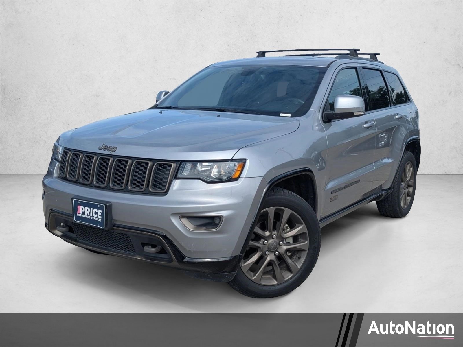 2016 Jeep Grand Cherokee Limited 75th Anniversary Edition's photo