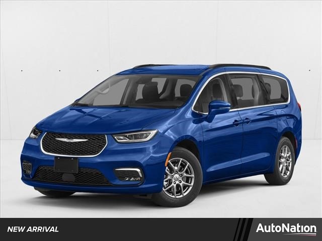 2022 Chrysler Pacifica Touring L's photo
