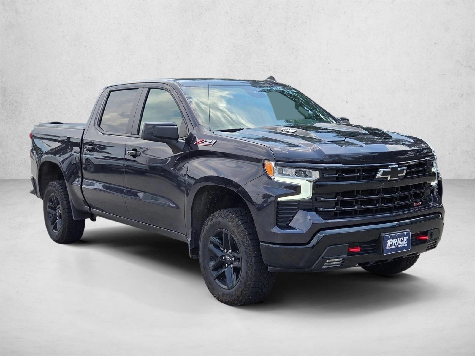 2024 Chevrolet Silverado 1500 LT Trail Boss photo 3