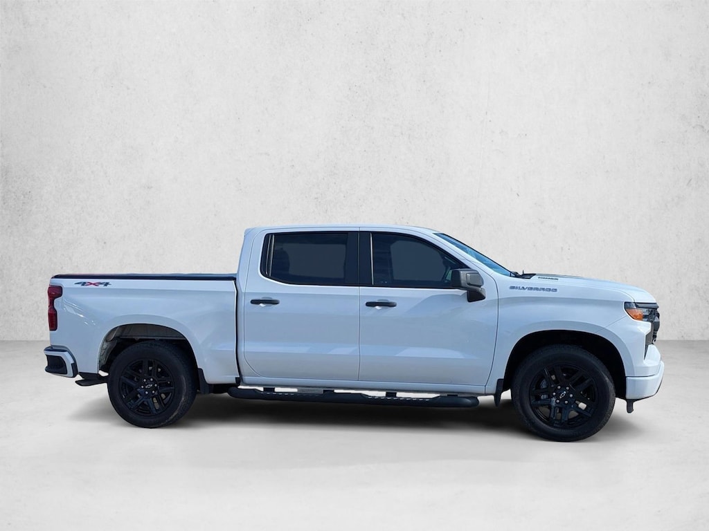 Used 2025 Chevrolet Silverado 1500 Custom Crew Cab Pickup