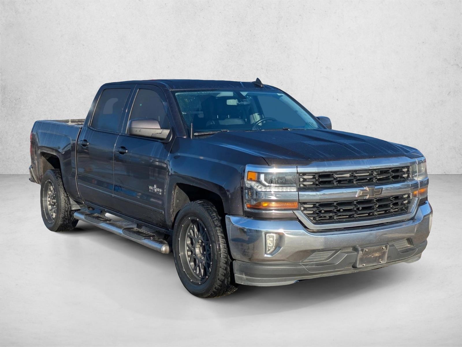 2016 Chevrolet Silverado 1500 LT photo 3