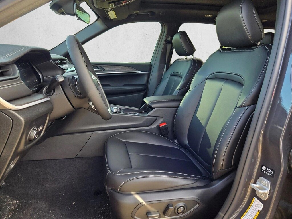 New 2026 Jeep Grand Cherokee Limited SUV