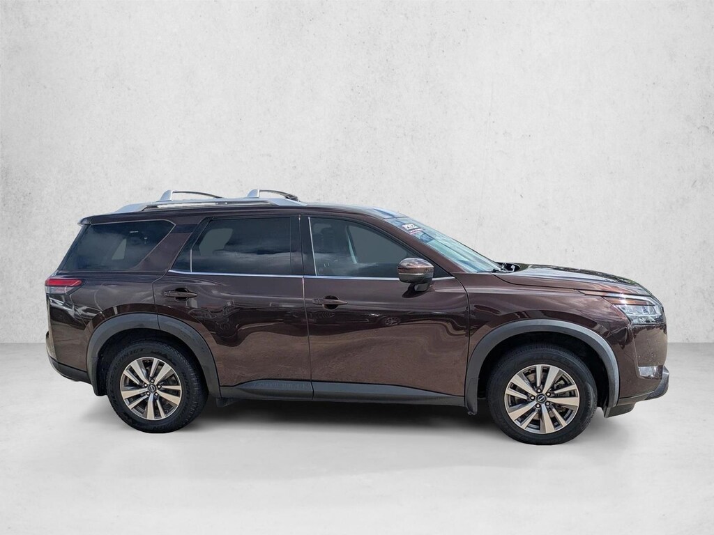 Used 2022 Nissan Pathfinder SL Sport Utility