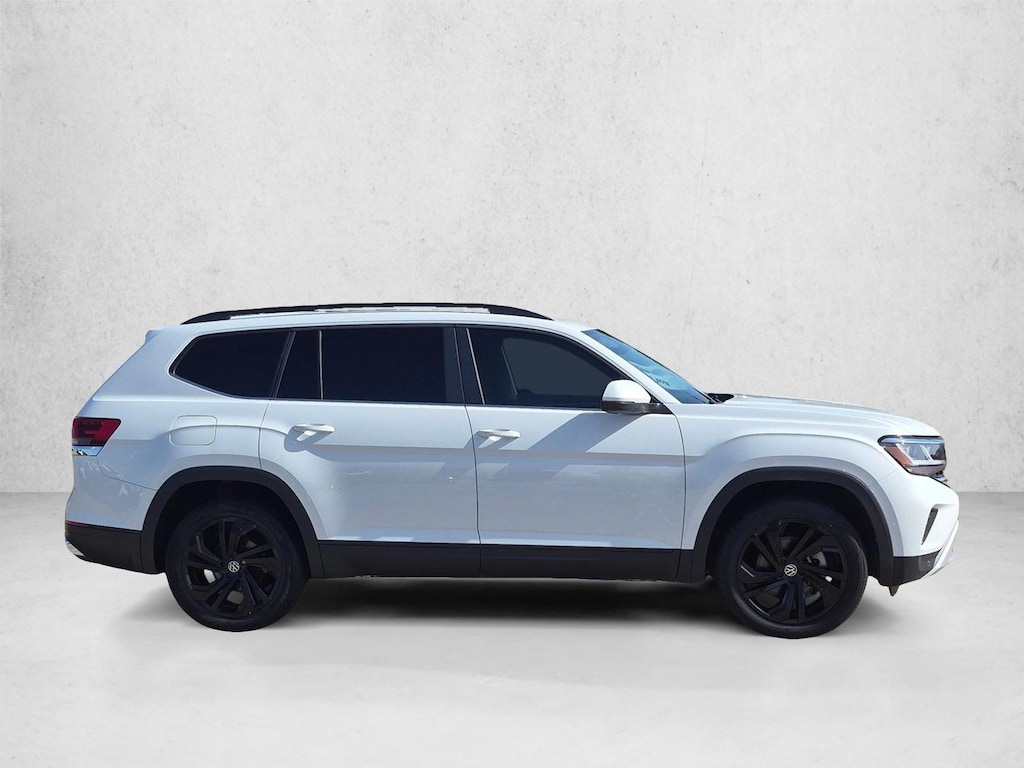 Used 2022 Volkswagen Atlas 2.0T SE w/Technology Sport Utility