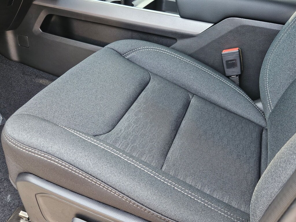 New 2026 Ram 1500 Express Truck Crew Cab