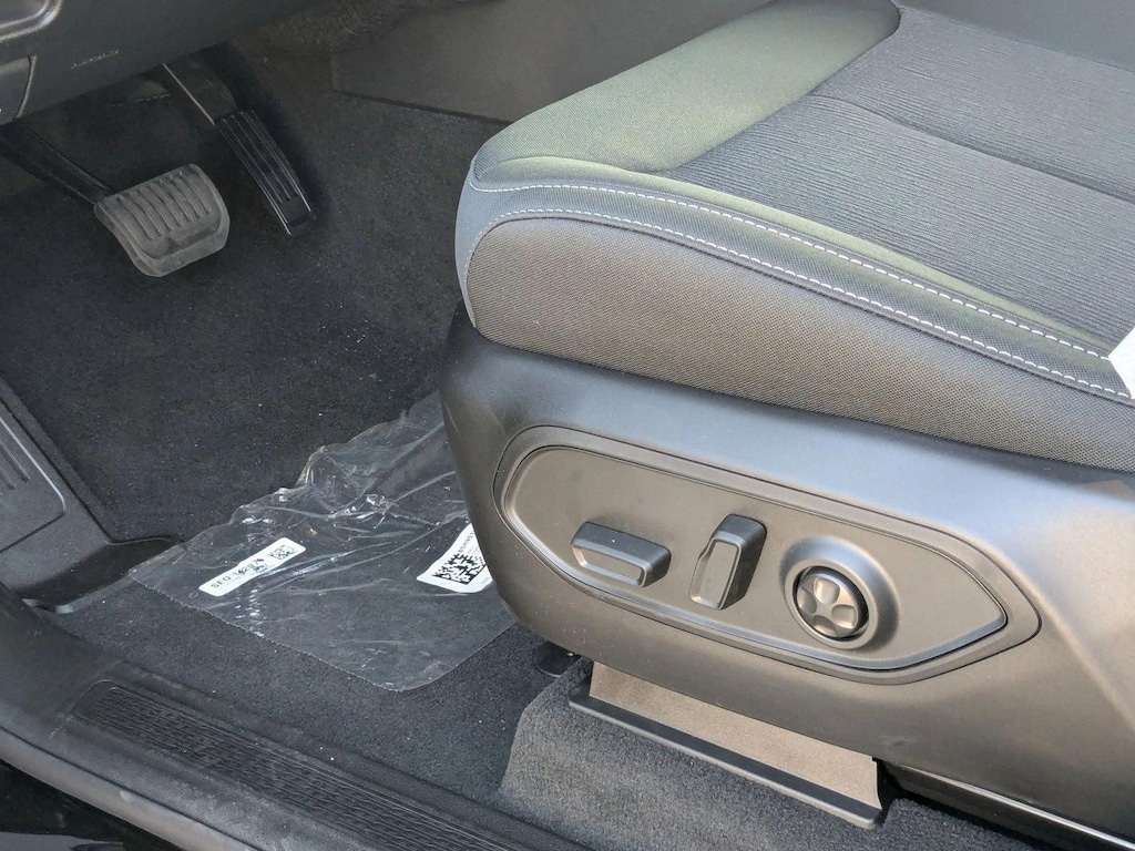 New 2025 Jeep Grand Cherokee L Laredo X SUV