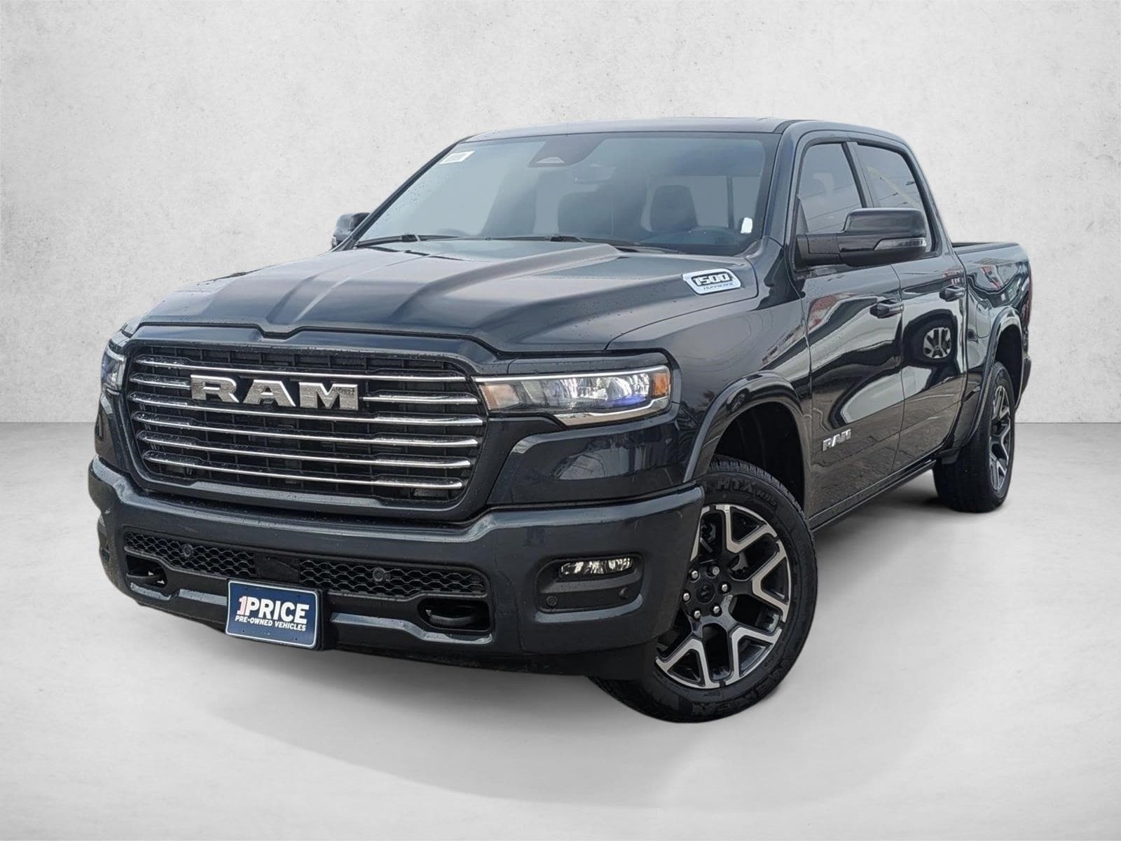 2026 RAM Ram 1500 Pickup Laramie's photo