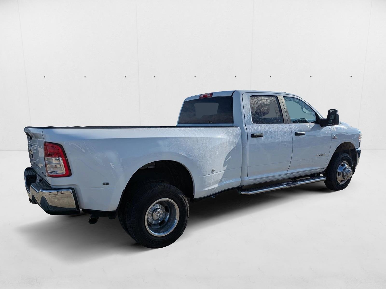 2024 Ram 3500 Big Horn photo 2