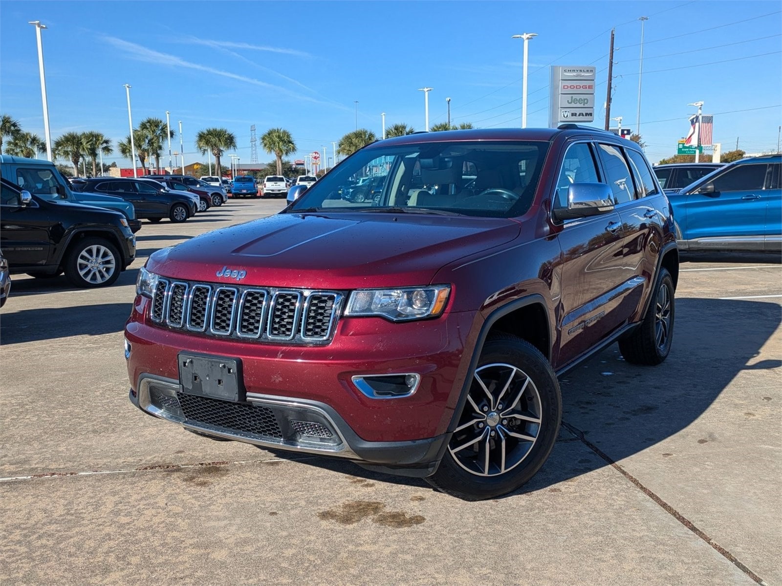 2017 Jeep Grand Cherokee Limited's photo