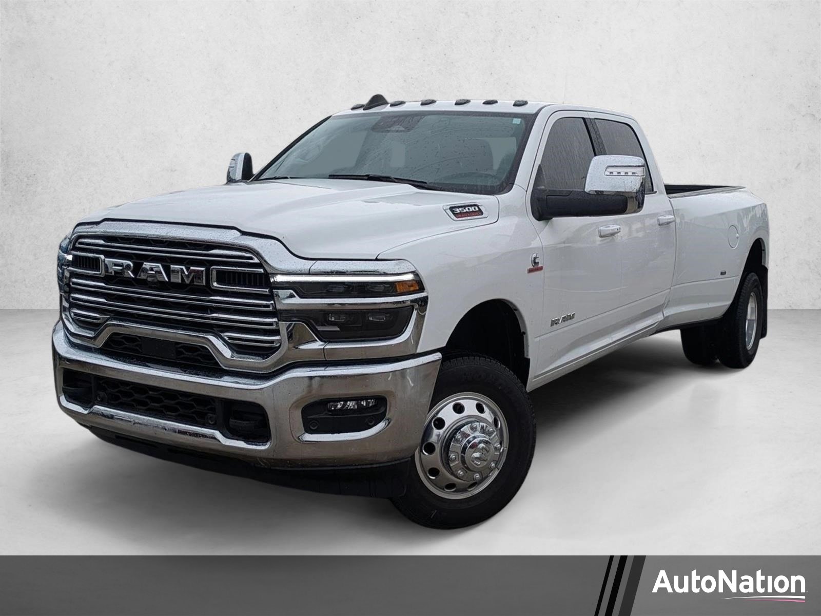 2025 RAM 3500 Laramie 4X4 Crew Cab LWB's photo